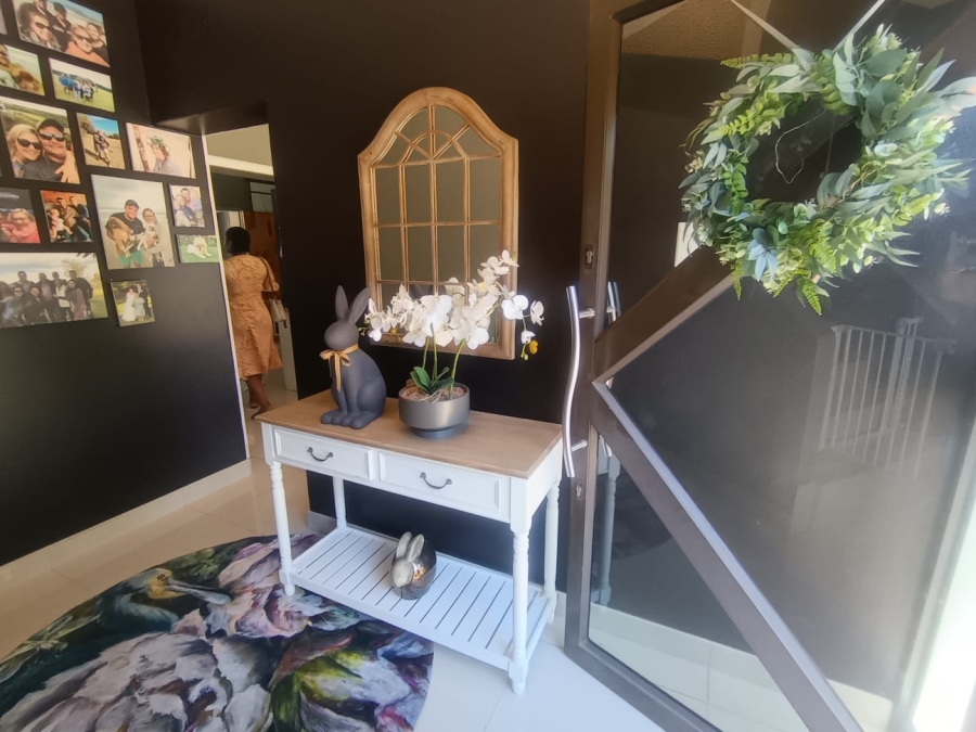 4 Bedroom Property for Sale in Hillcrest Northern Cape